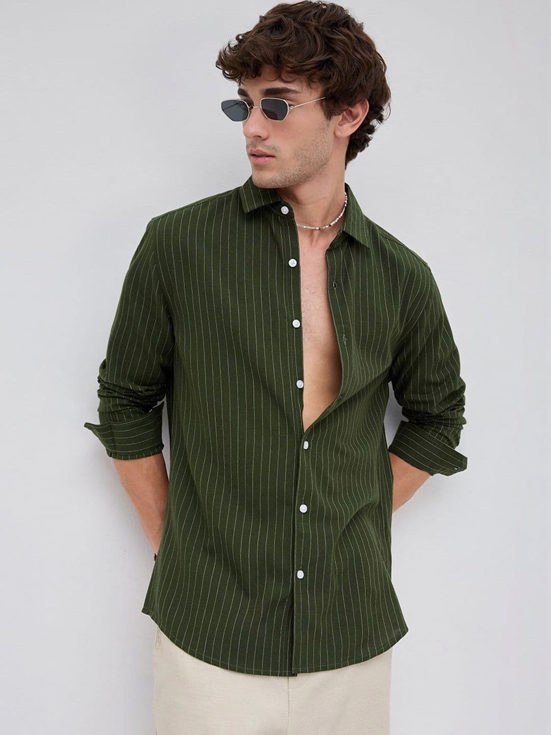 VASTRADO Men Classic Slim Fit Striped Casual Shirt