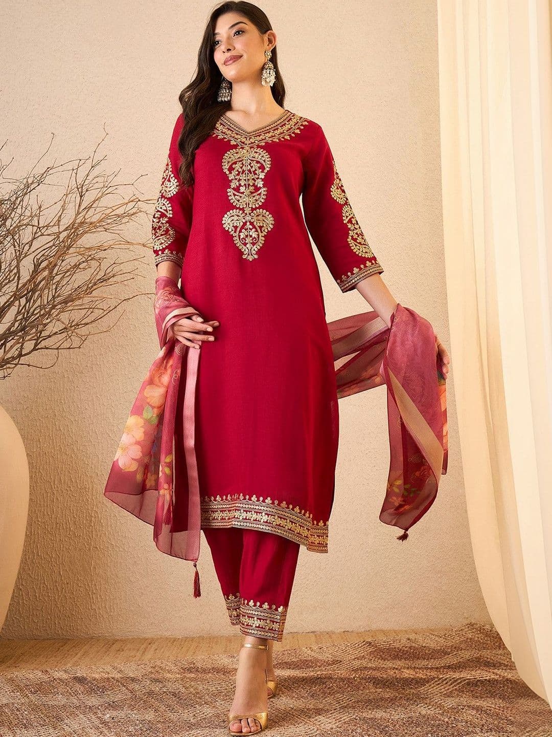 Royal Export Women Floral Embroidered Regular Thread Work Kurta with Trousers & Dupatta - view 1