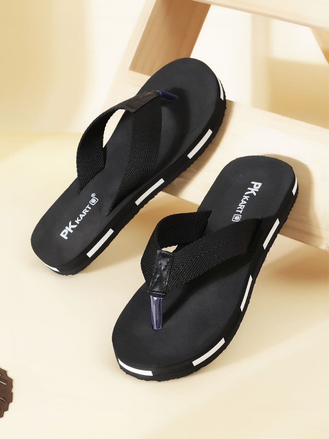 PKKART Men Colourblocked Thong Flip-Flops - view 1