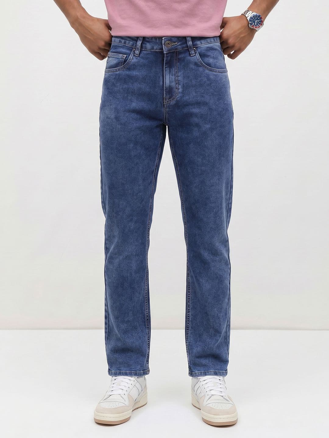 The Roadster Life Co. Men Straight Fit Light Fade Stretchable Jeans