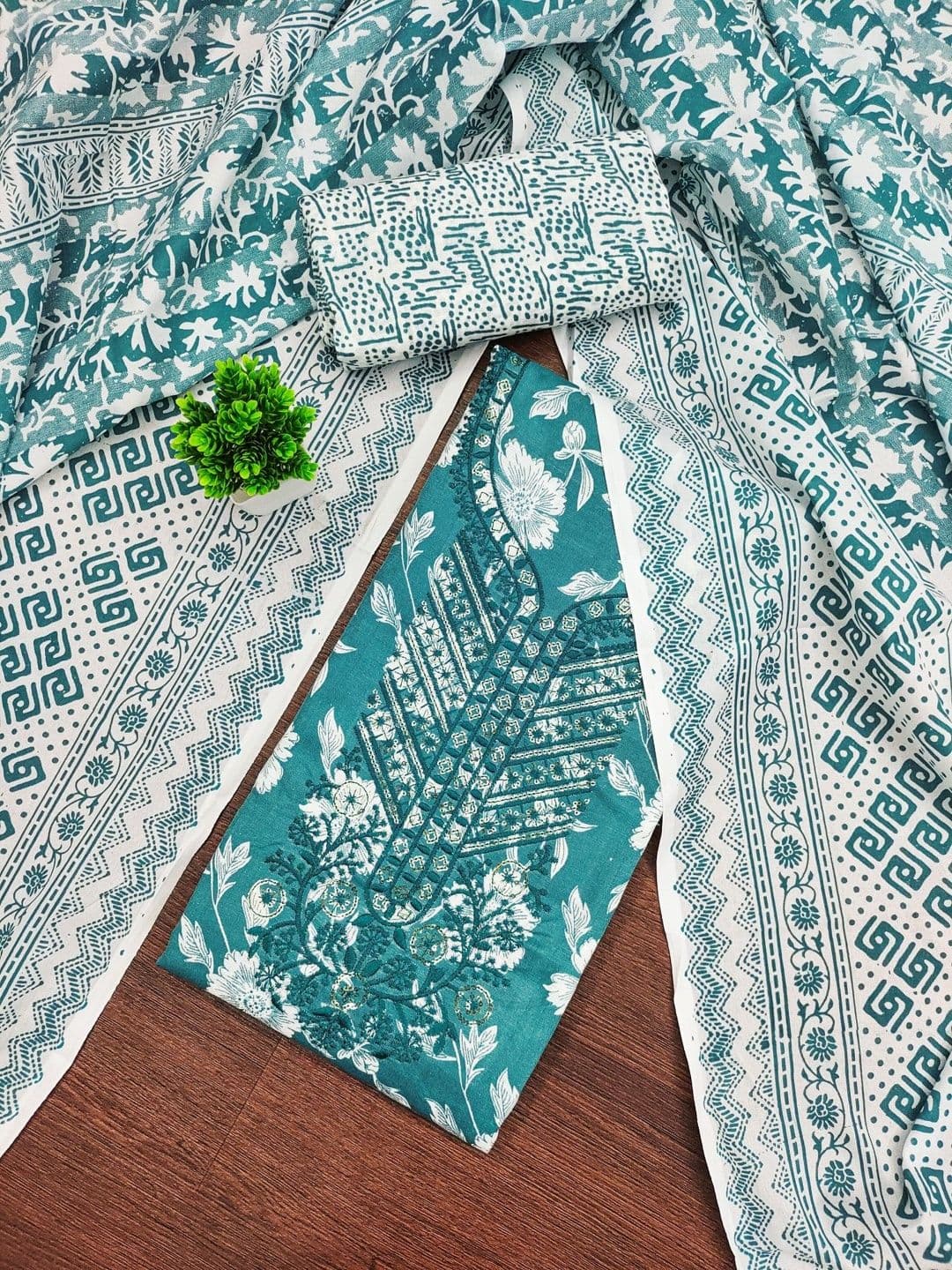 Rangtulika Ethnics Printed Unstitched Dress Material - view 1