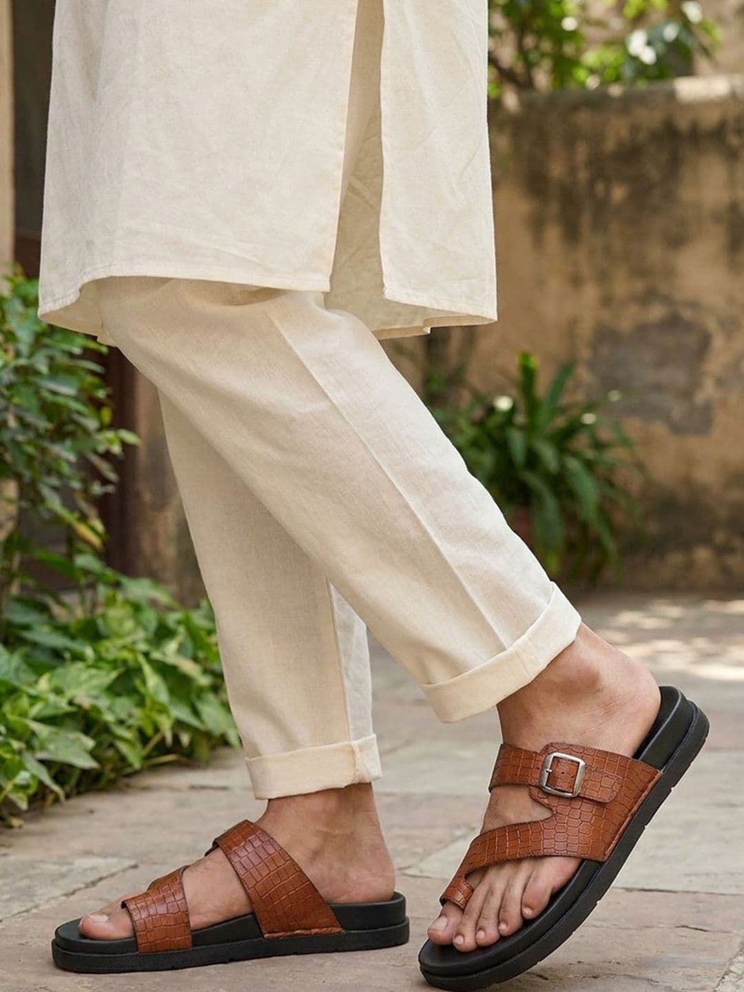 Carlton London Men Leather Shoe-Style Sandals - view 1