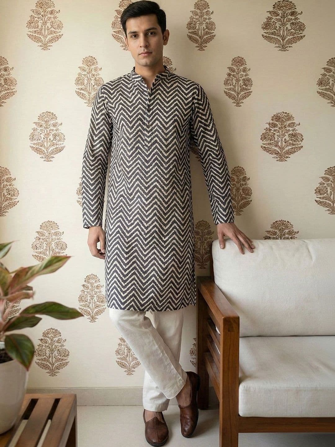 House of Pataudi Men Chevron Printed Kurta - view 1