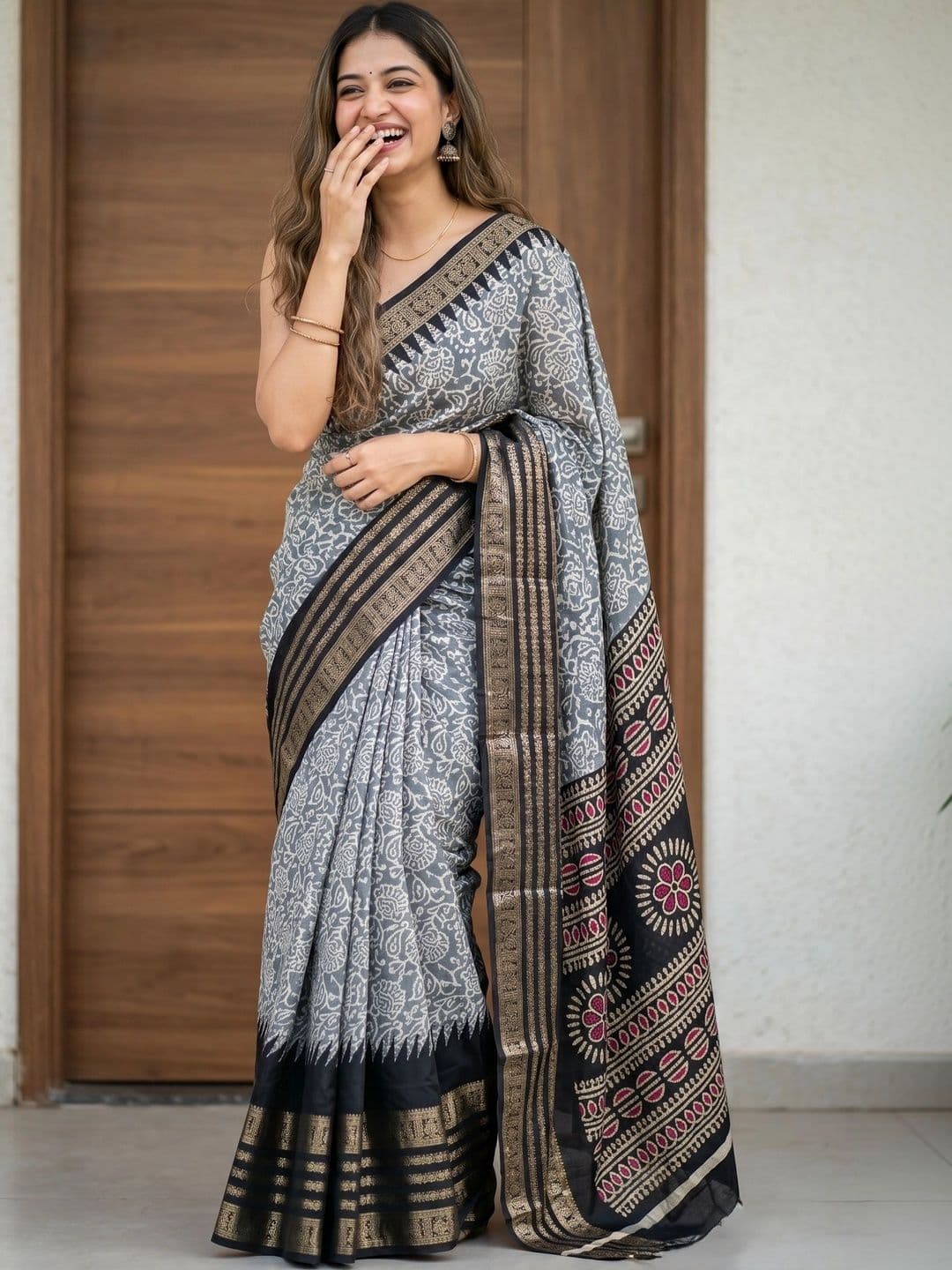 BOLOKA Zari Silk Blend Designer Saree - view 1