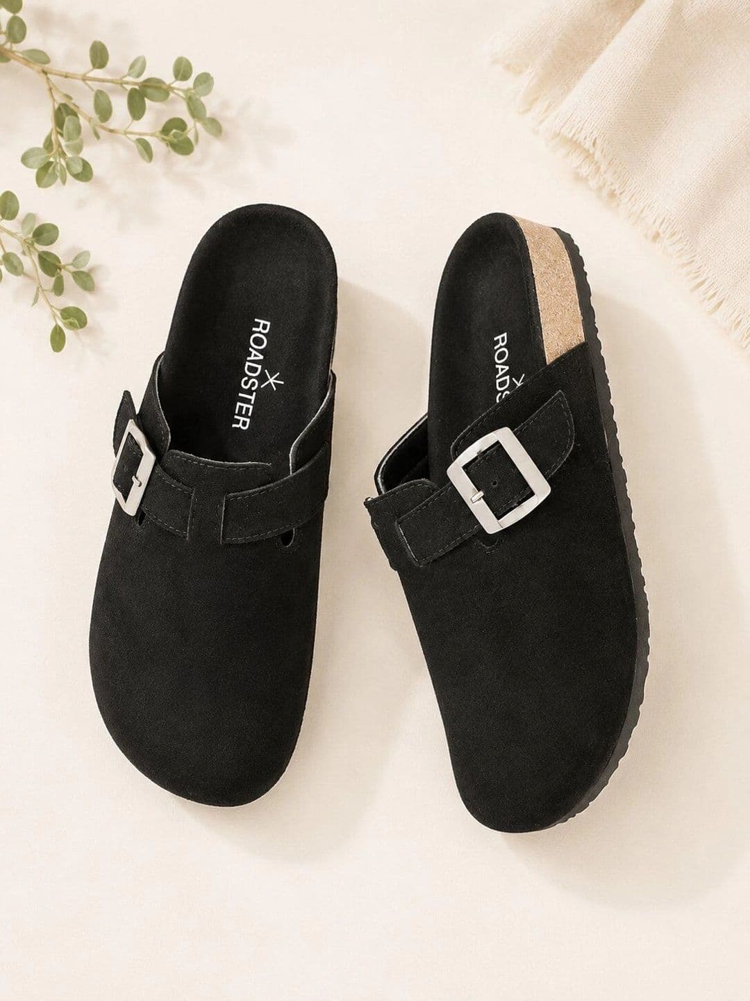 Roadster Men Clogs Sandals - view 1