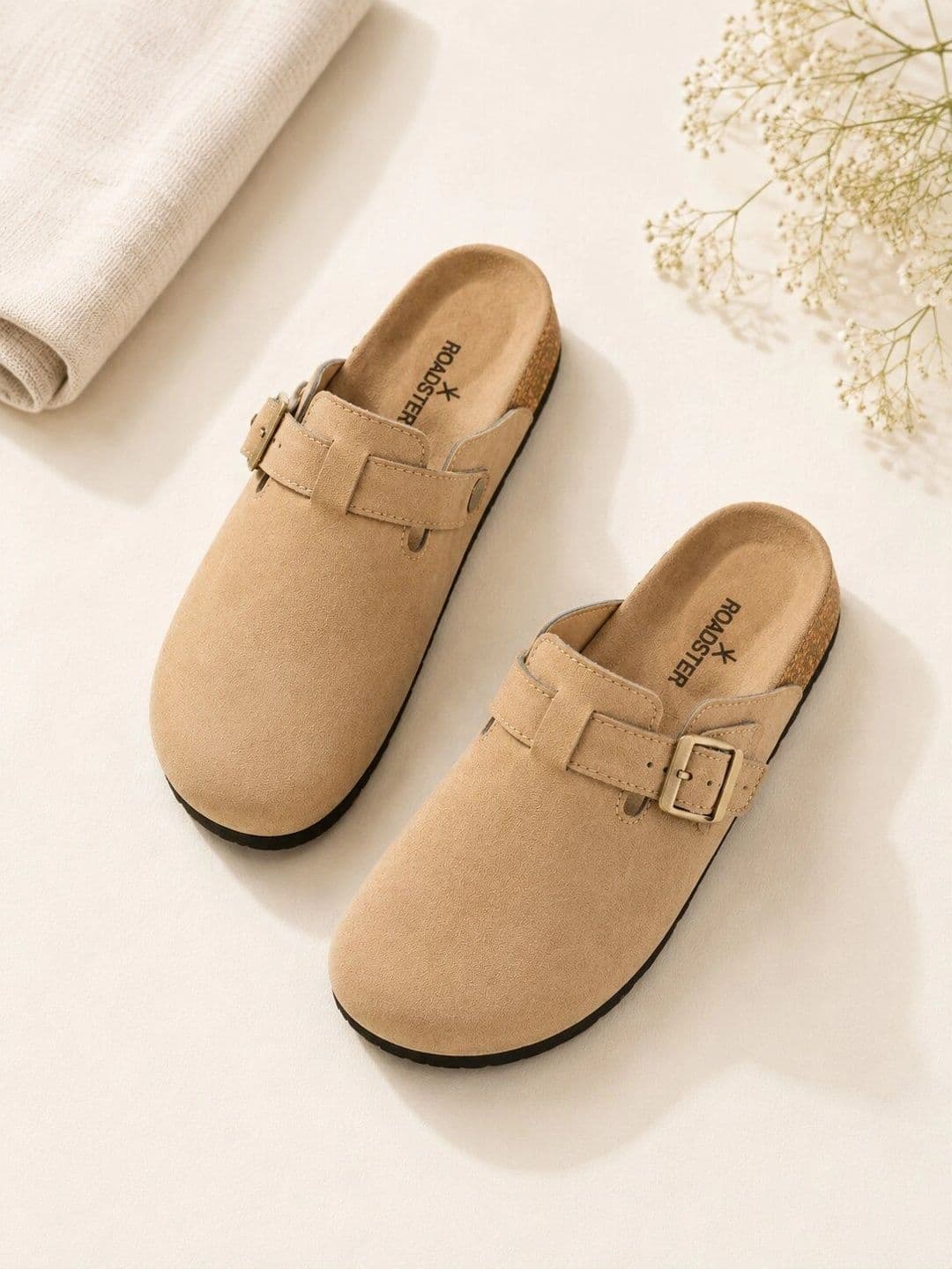 Roadster Men Clogs Sandals - view 1