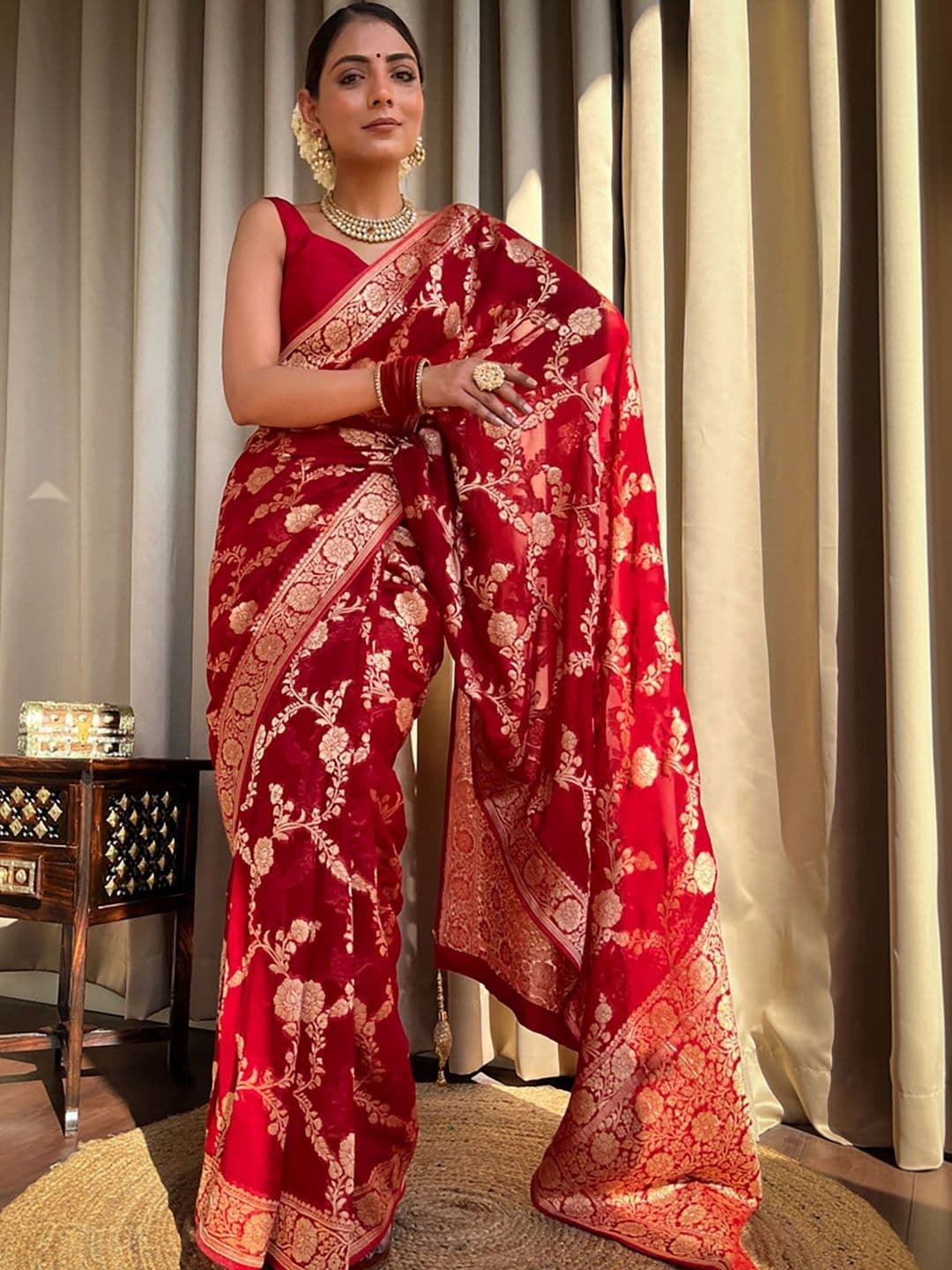 Vibhagyaa Woven Design Zari Art Silk Designer Banarasi Saree - view 1