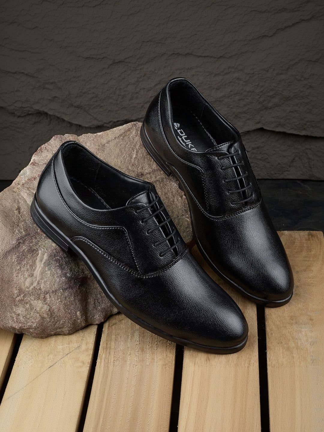 Duke Men Textured Pointed Toe Lace-Ups Formal Derbys - view 1