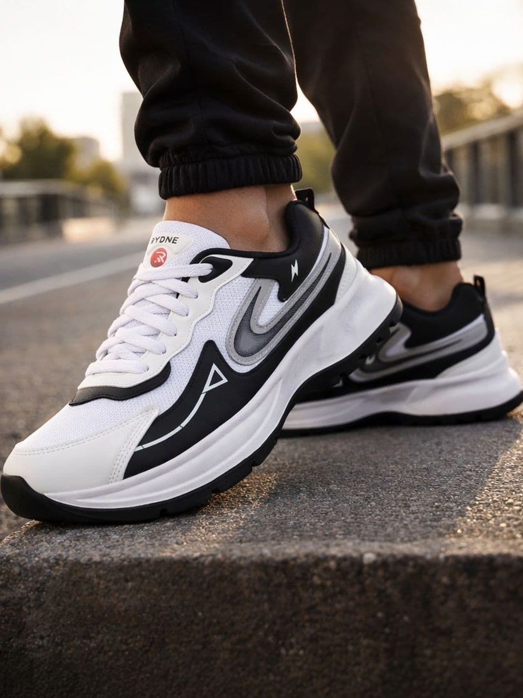 RYDNE Men Running Shoes - view 1