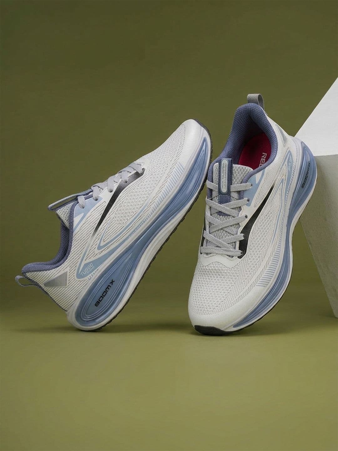 Columbus Men Mesh Running Shoes - view 1