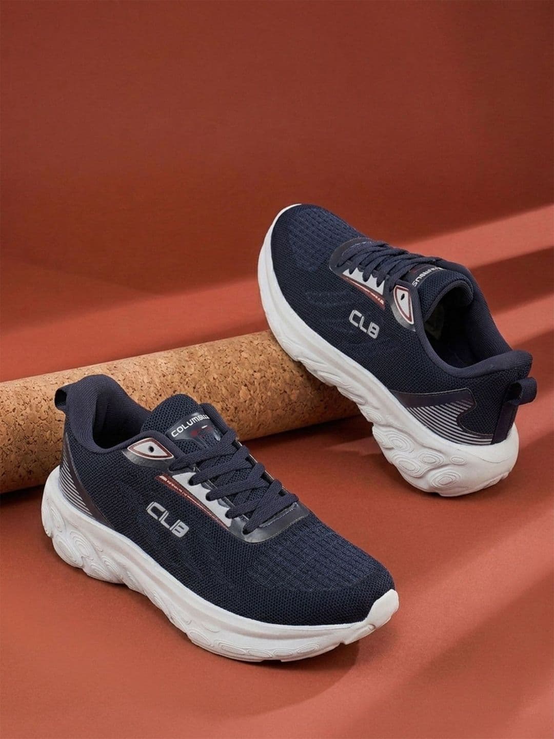 Columbus Men Mesh Running Shoes - view 1