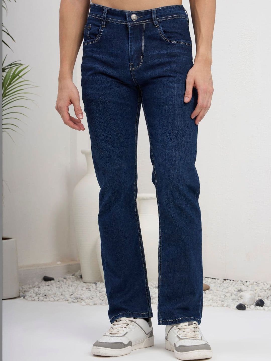 THE CRUSH OF FASHION Men Dark Blue Slim Fit Mid-Rise Zip Fly Regular Length Denim Jeans - view 1