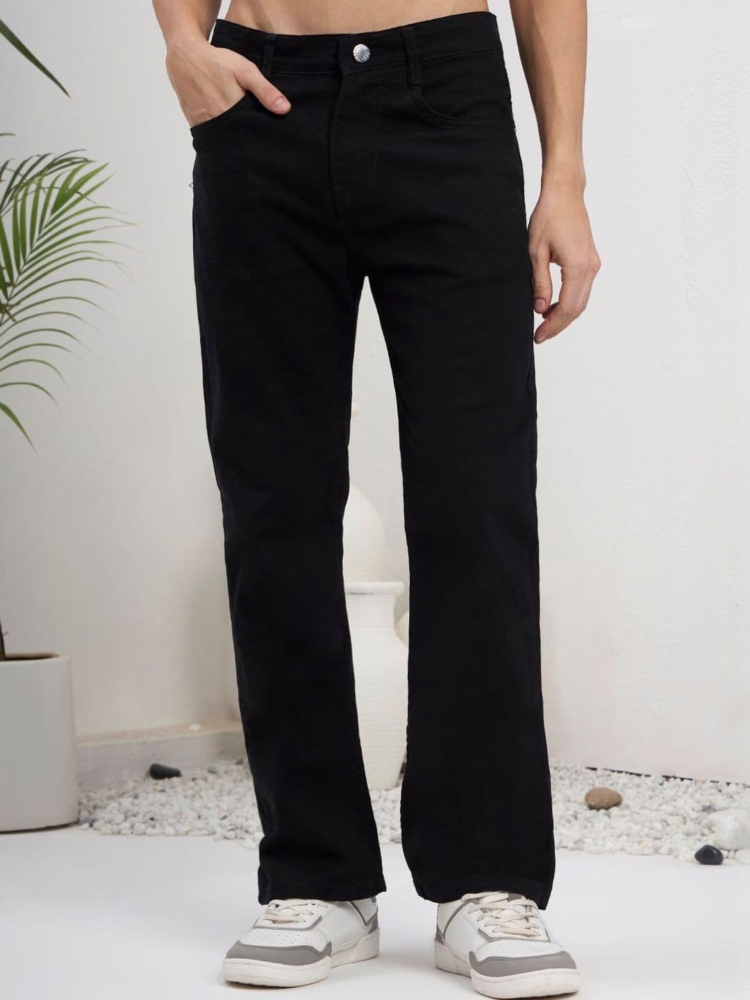THE CRUSH OF FASHION Men Dark Black Slim Fit Mid-Rise Zip Fly Regular Length Denim Jeans - view 1