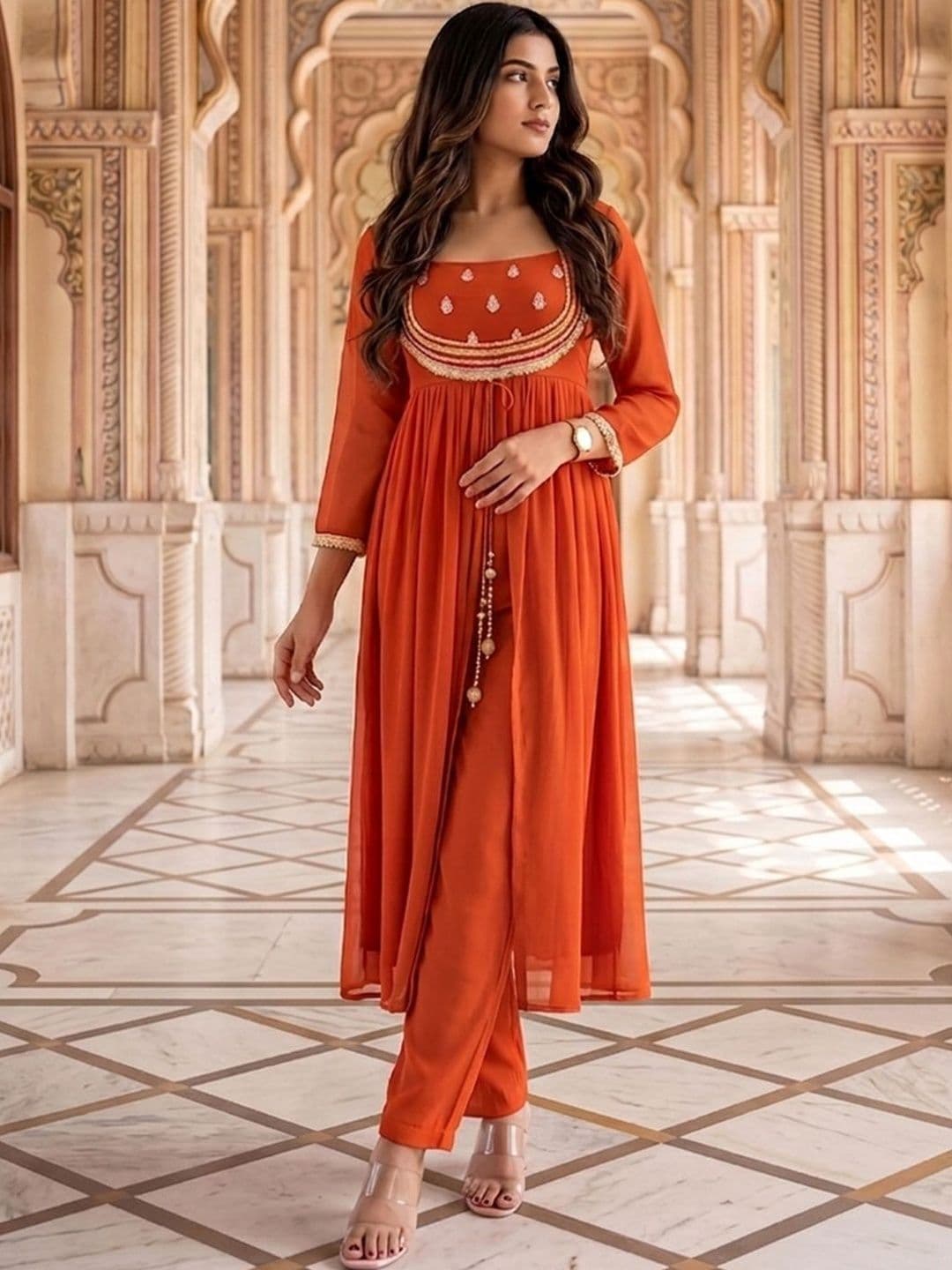 Varanga Women Ethnic Motifs Embroidered Empire Thread Work Kurta with Trousers - view 1