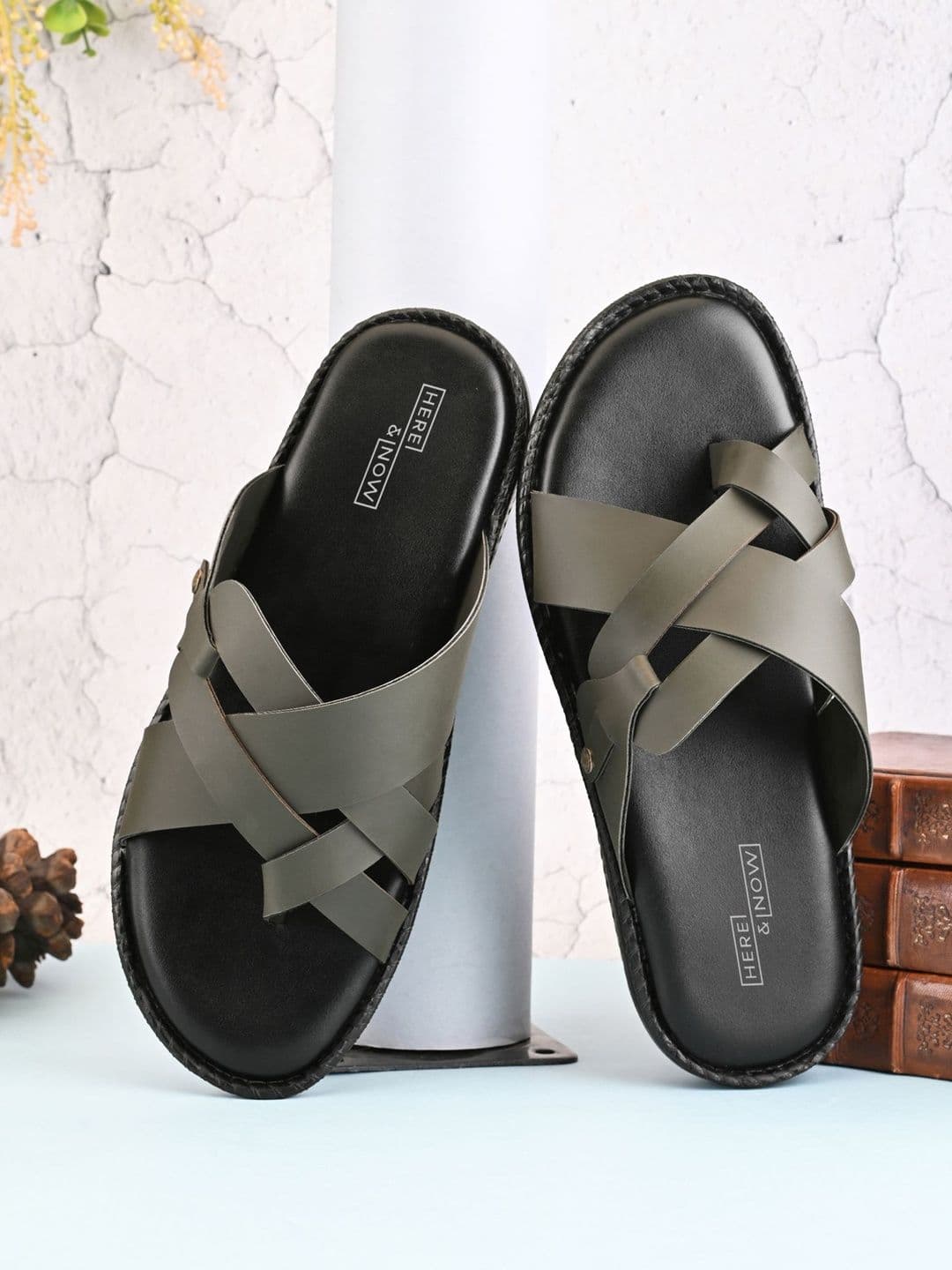HERE&NOW Men Shoe-Style Sandals - view 1