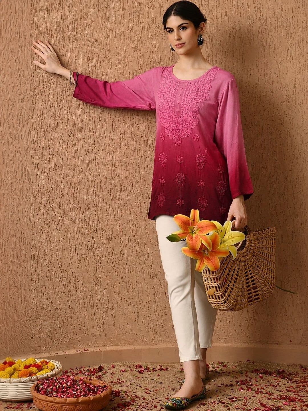 NAZAQAT ETHNIC INDIA Ethnic Motifs Embroidered Chikankari Pure Cotton Chikankari Kurtis - view 1