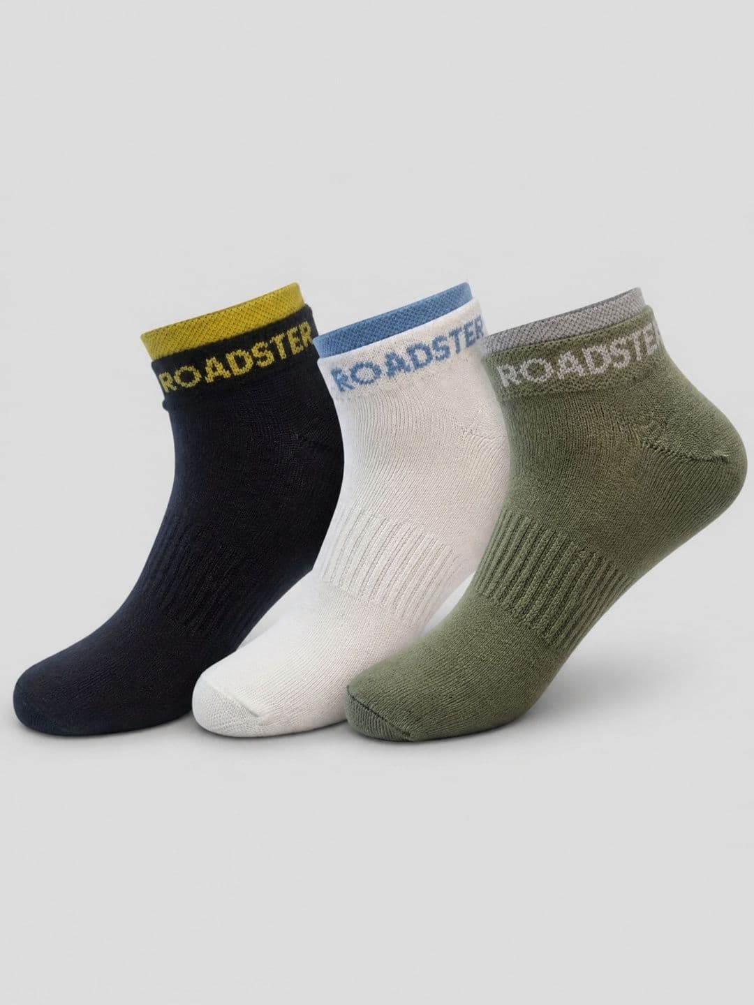 Roadster Men Pack of 3 Cotton Blend Colourblocked Ankle Length Socks - view 1