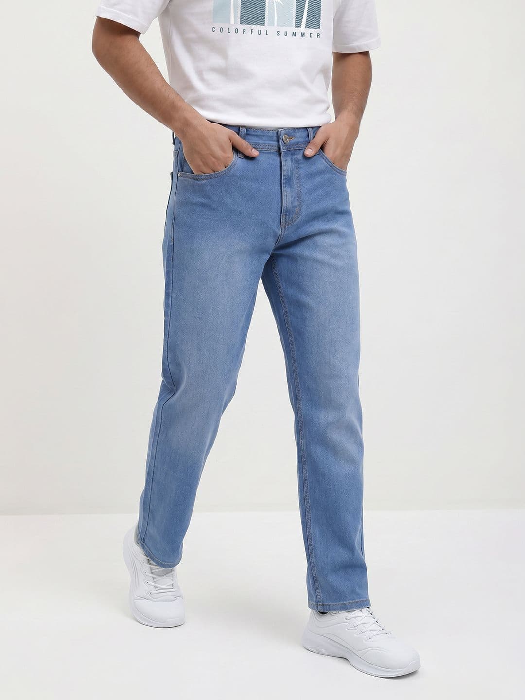 Roadster Men Straight Fit Light Fade Stretchable Jeans