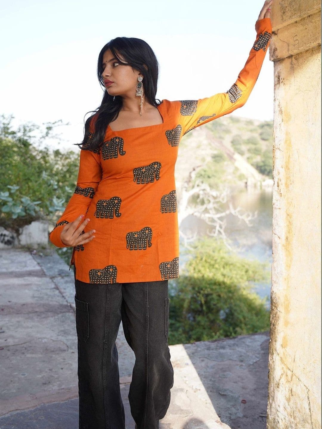 RAJAM Women Floral Printed Kurta - view 1