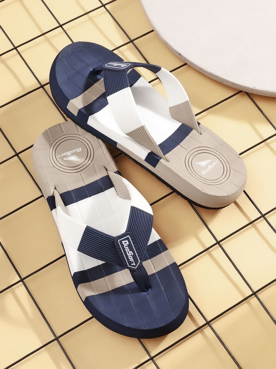 DUOSOFT Men Thong Flip-Flops - view 1