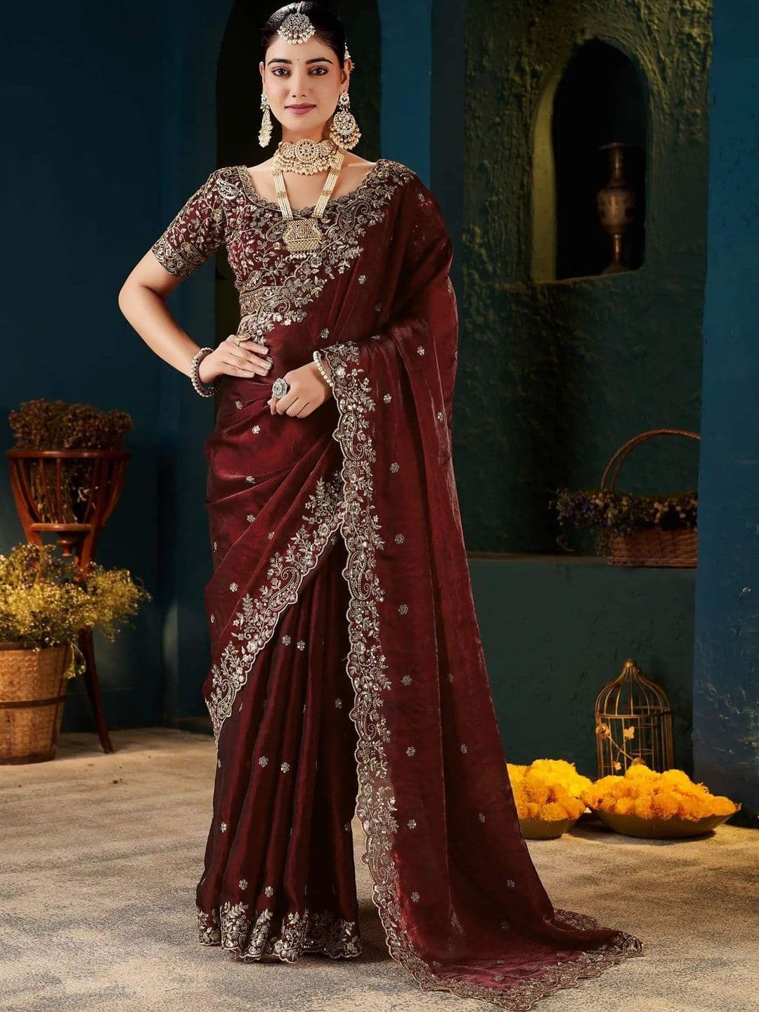 Kandora Floral Embroidered Pure Chiffon Heavy Work Saree - view 1