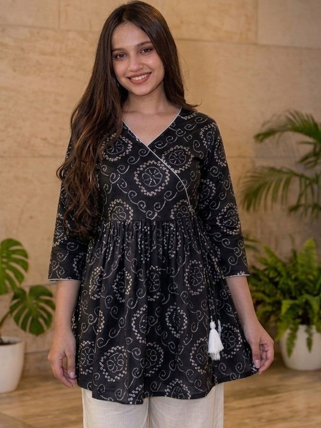 Vastrakaya Ethnic Motifs Printed V-Neck Pure Cotton Blend Angrakha Kurti - view 1