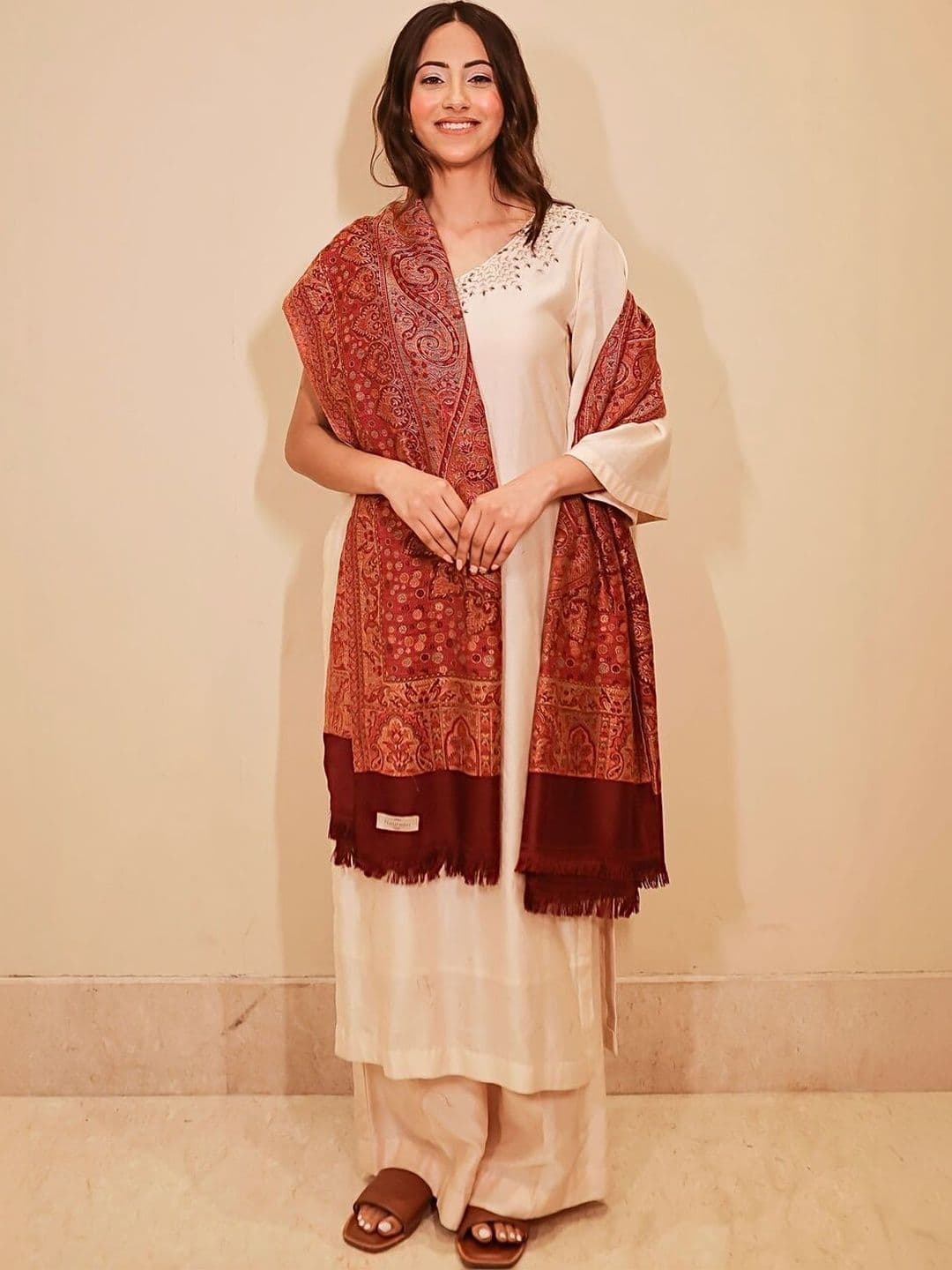 Naureen Women Paisley Woven Design Shawl - view 1