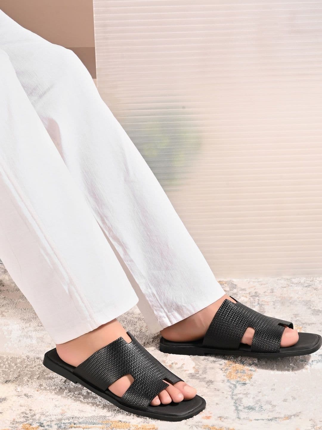 House of Pataudi Men Leather Comfort Sandals - view 1