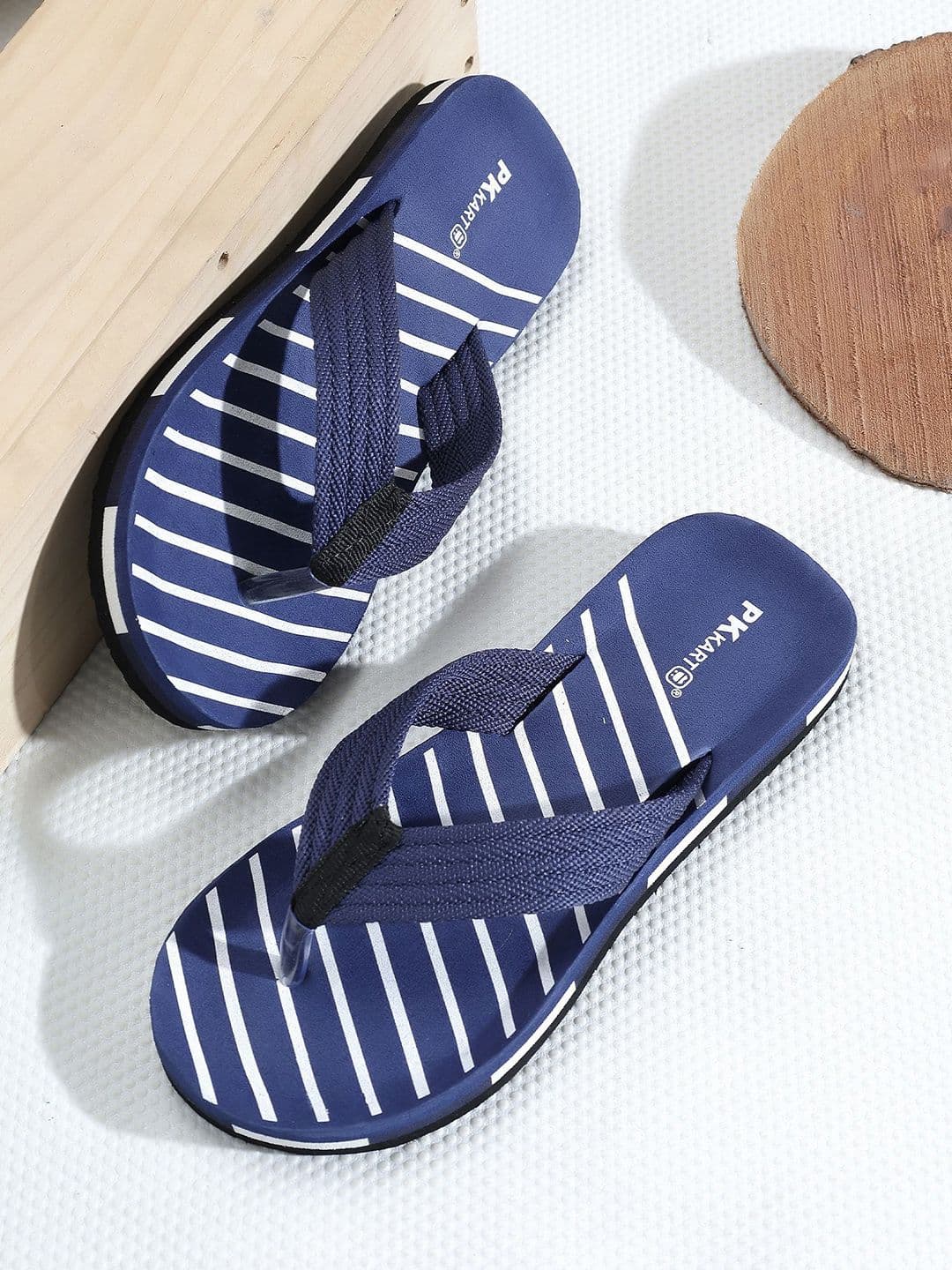 PKKART Men Striped Thong Flip-Flops - view 1