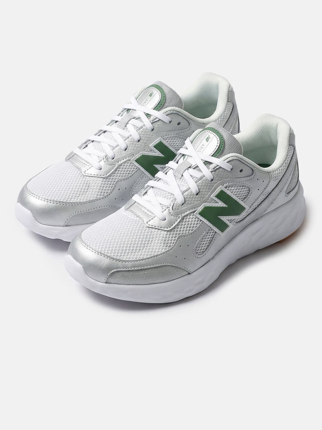 New Balance Men ARISI Running Shoes - view 1