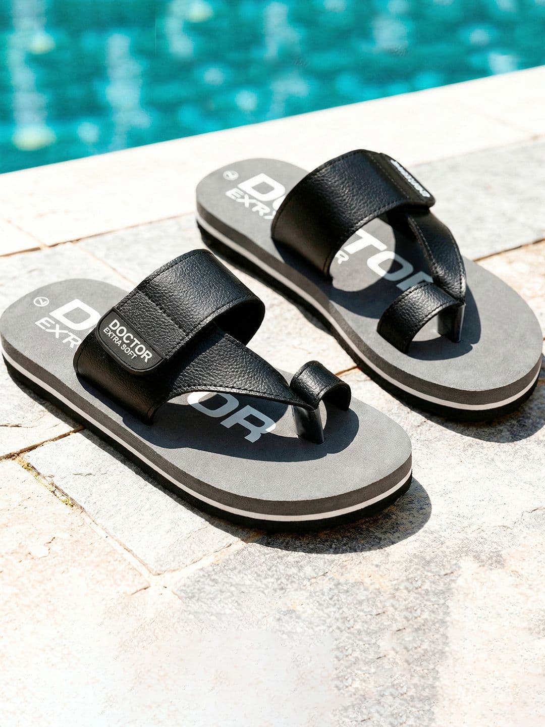 DOCTOR EXTRA SOFT Men Printed Orthopedic Diabetic Thong Flip-Flops - view 1