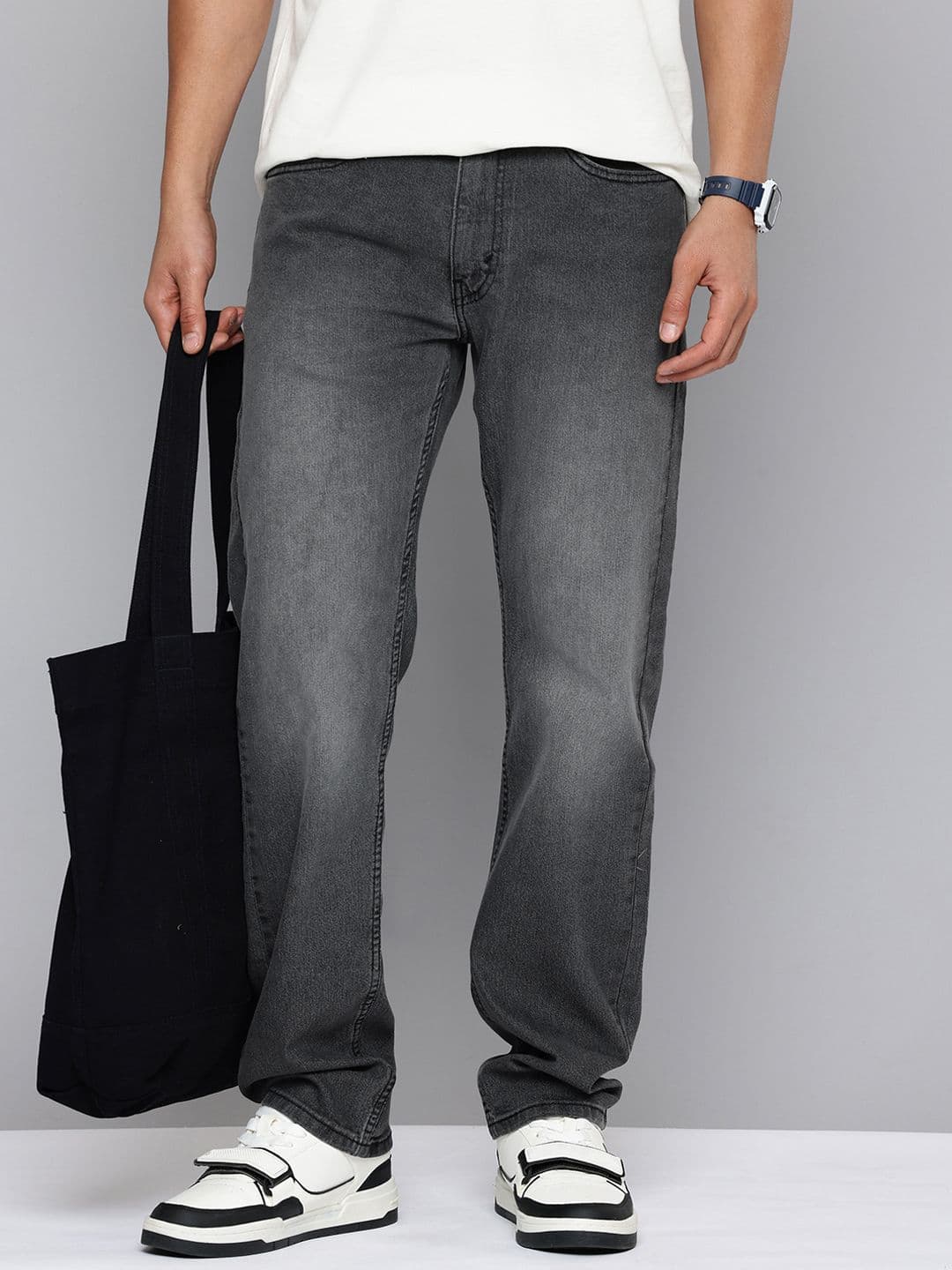 Levis Men 505 Regular Fit Light Fade Stretchable Jeans - view 1