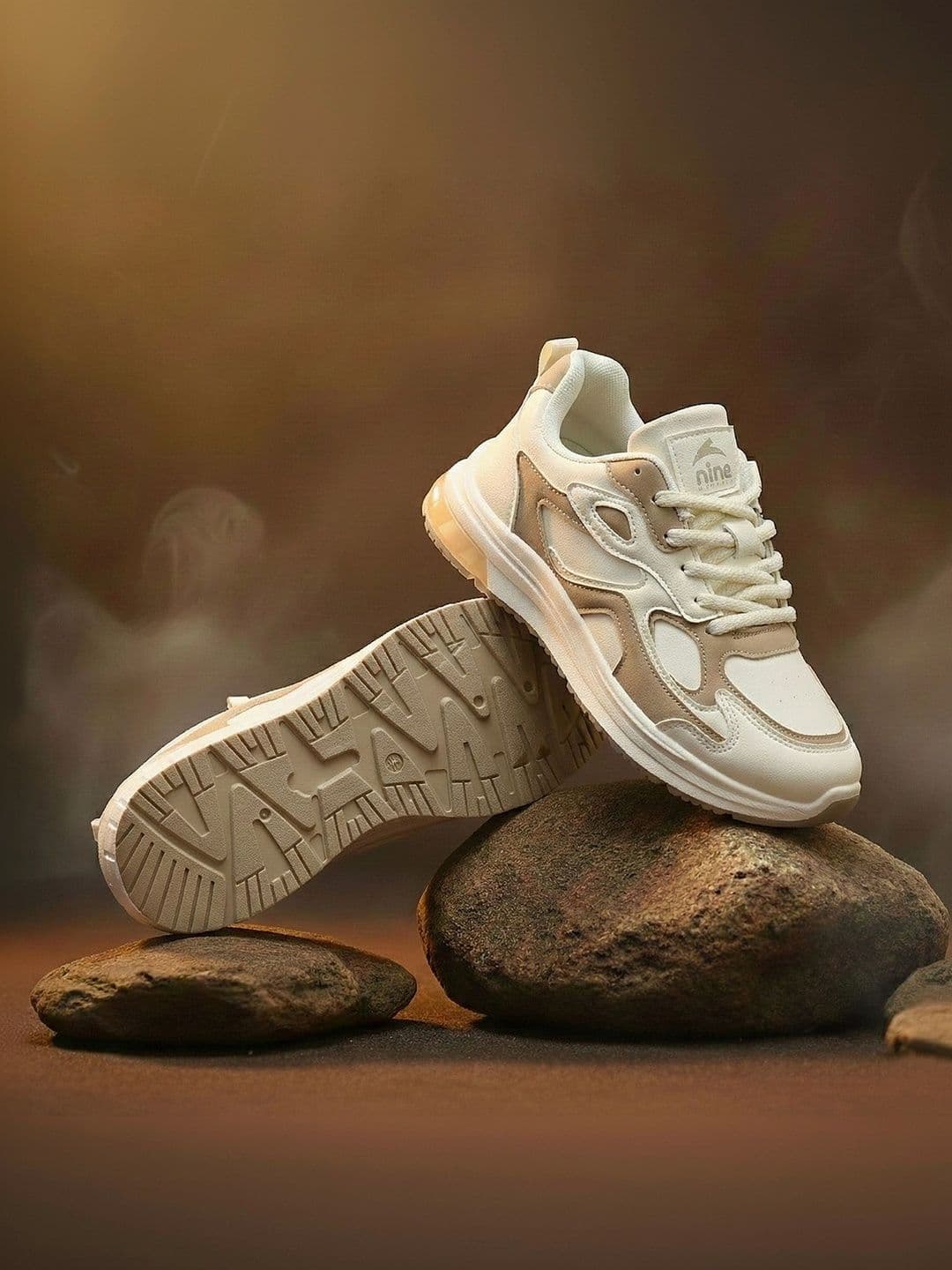 Nine Men Mesh Walking Non-Marking Shoes - view 1