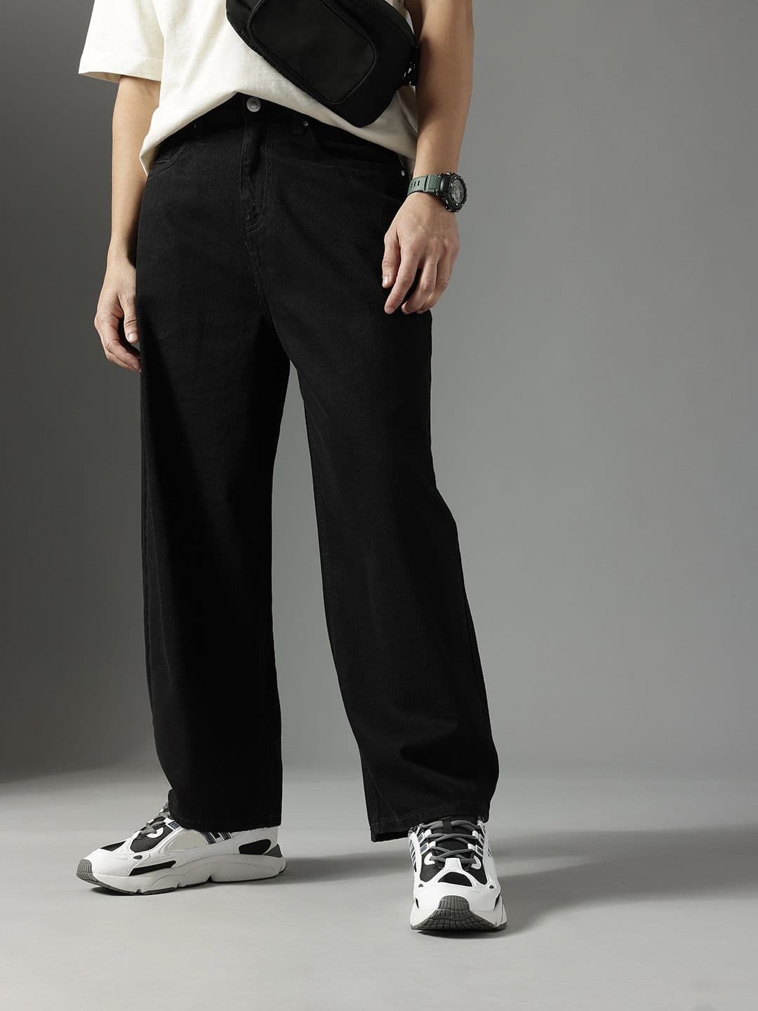 FCUK Men Pure Cotton Barrel Fit Jeans - view 1