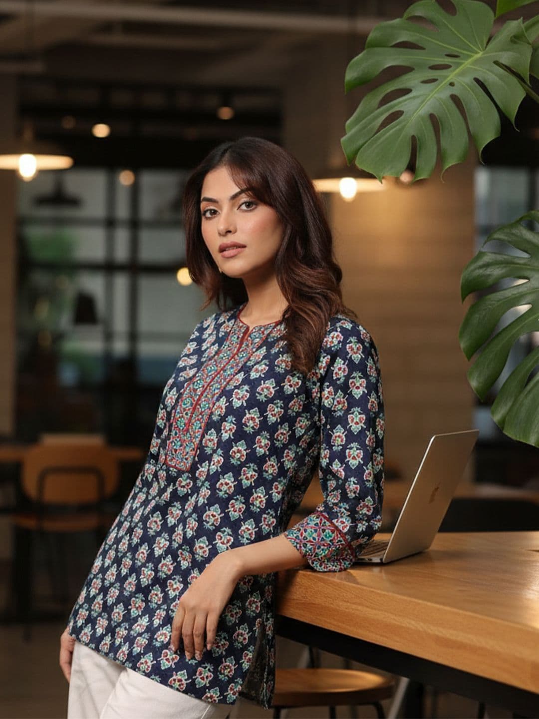 Rain & Rainbow Ethnic Motifs Printed Pure Cotton Round Neck Kurti - view 1