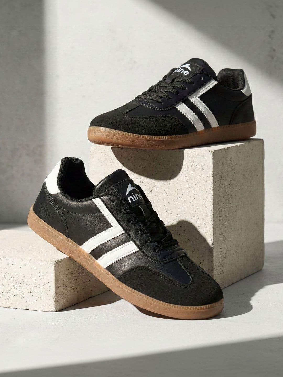 Nine Men Mesh Walking Non-Marking Shoes - view 1