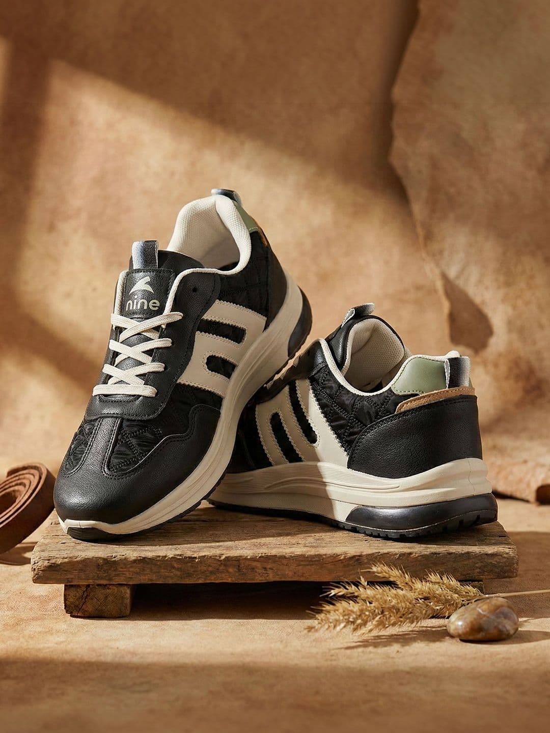 Nine Men Mesh Walking Non-Marking Shoes - view 1