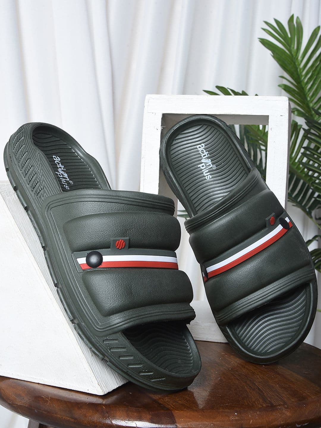Action EVA Flotter Men Colourblocked Sliders - view 1