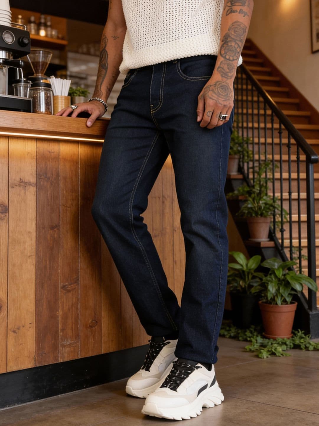 Bewakoof Men's Dark Blue Slim Straight Fit Stretchable Mid-Rise Jeans - view 1