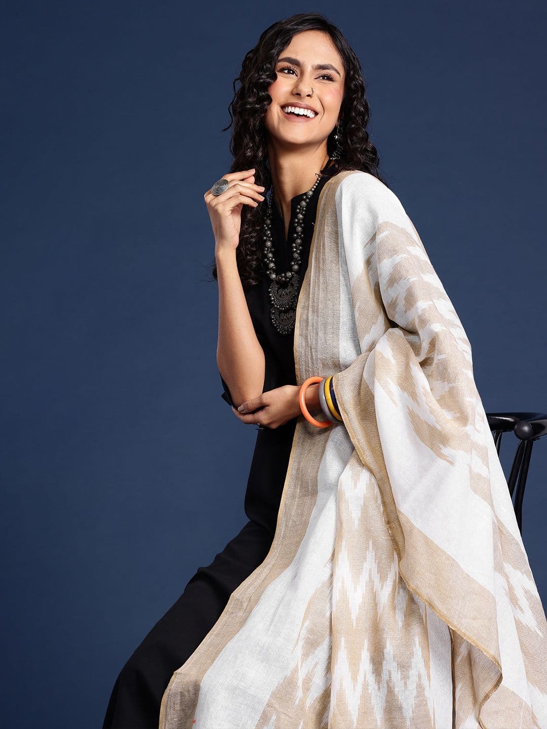 Taavi Woven Design Pure Cotton Ikat Dupatta - view 1
