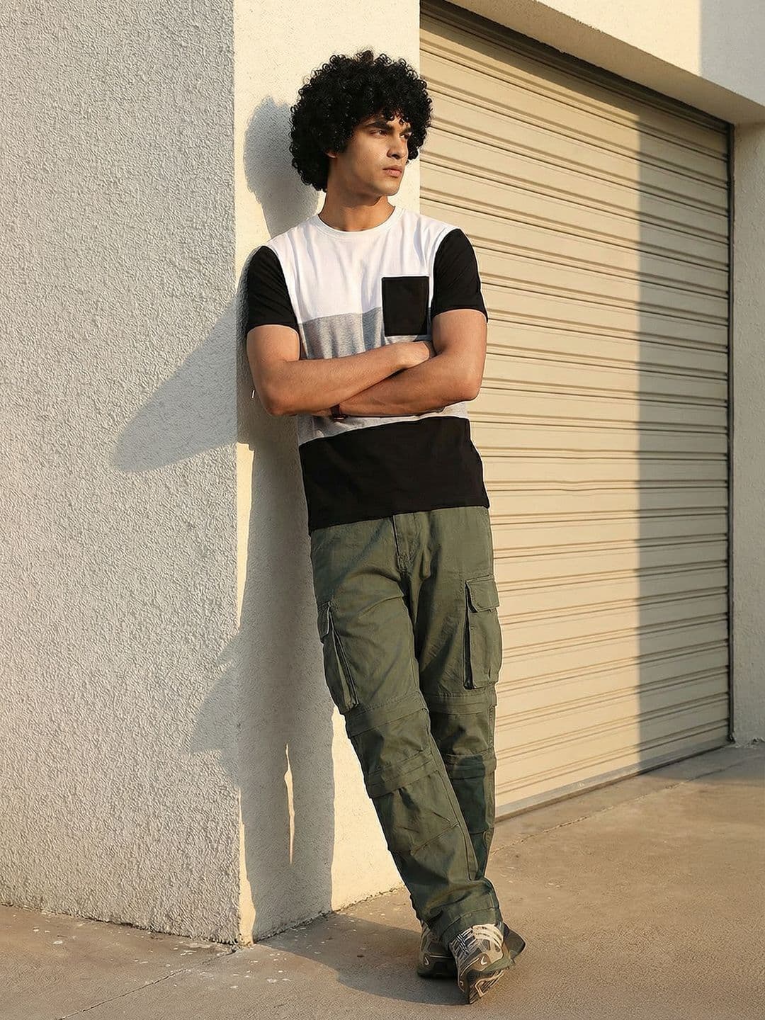 Roadster Men Black & Grey Melange Colourblocked Round Neck T-shirt - view 1