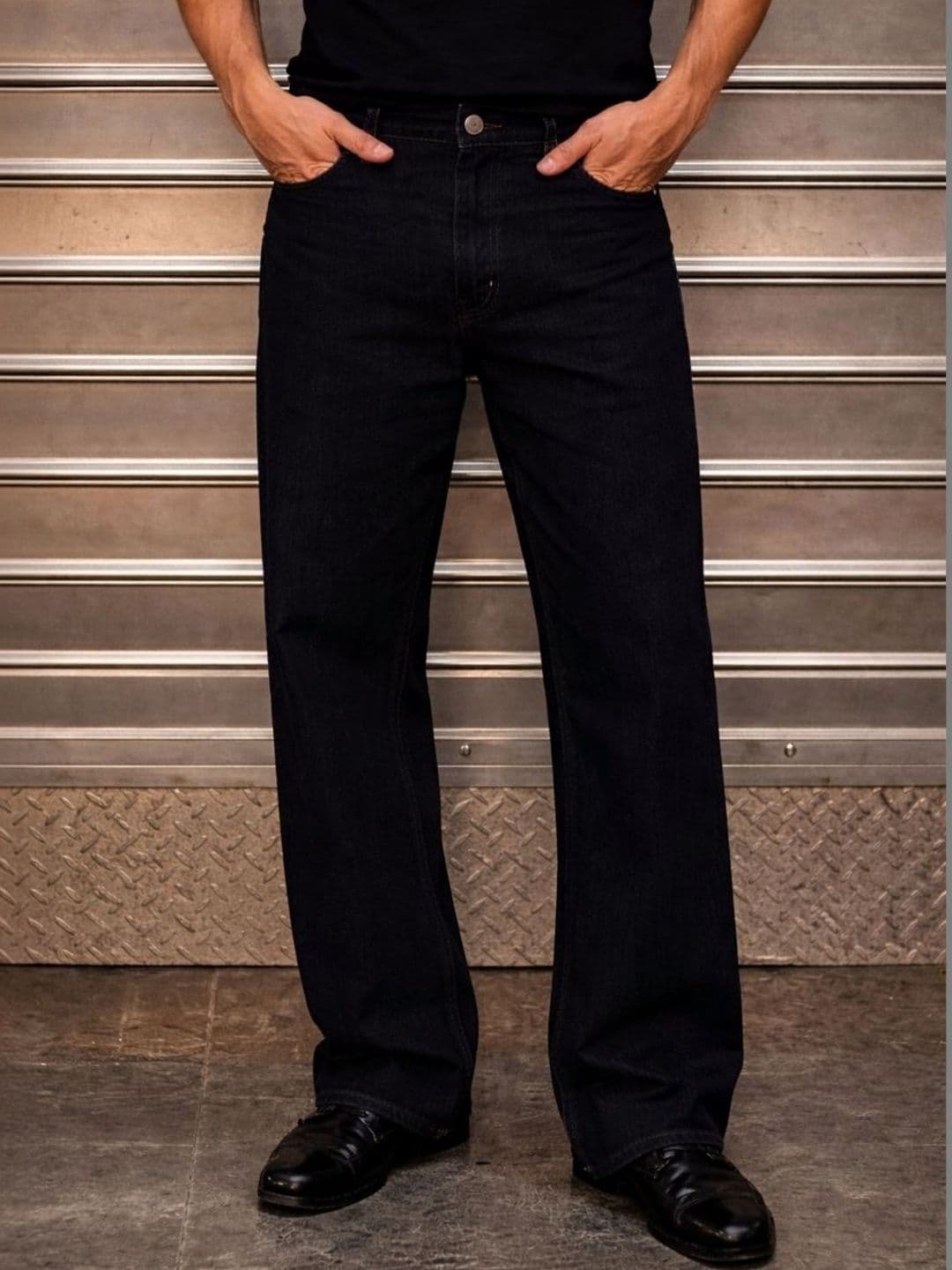 Veltick Men Relaxed Fit Mid-Rise Jeans - view 1