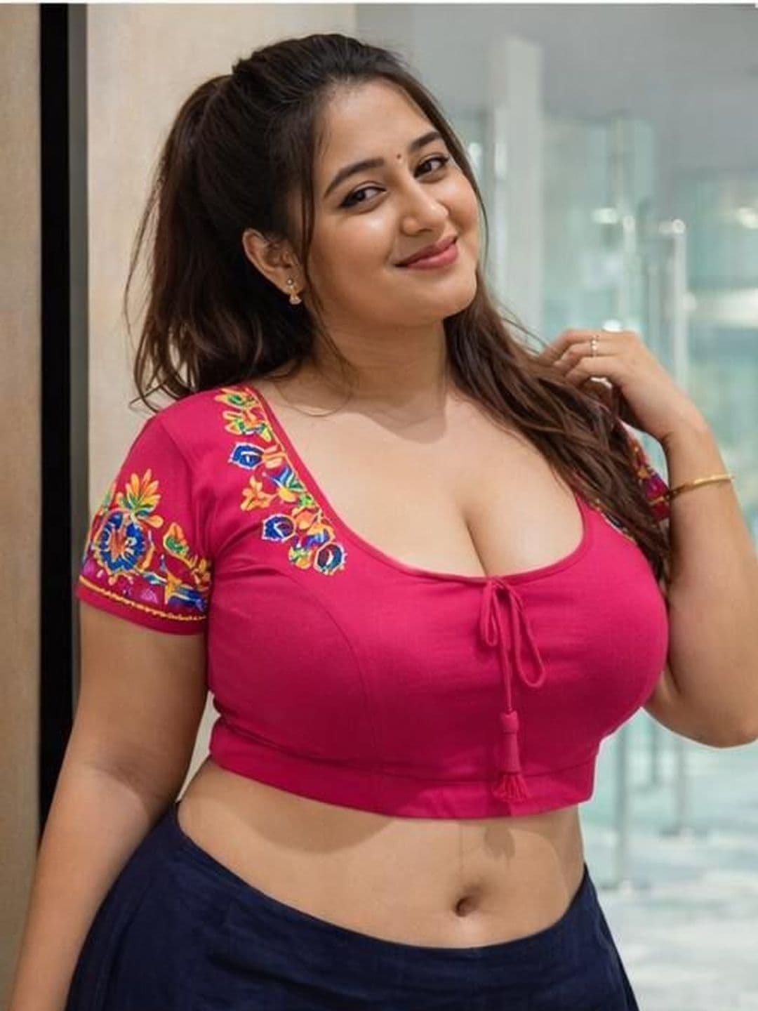 Sonali Fashion Cotton Kutchi Embroidery Saree Blouse - view 1