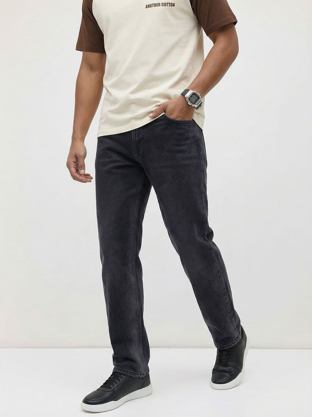 The Roadster Life Co. Men Straight Fit Light Fade Jeans - view 1