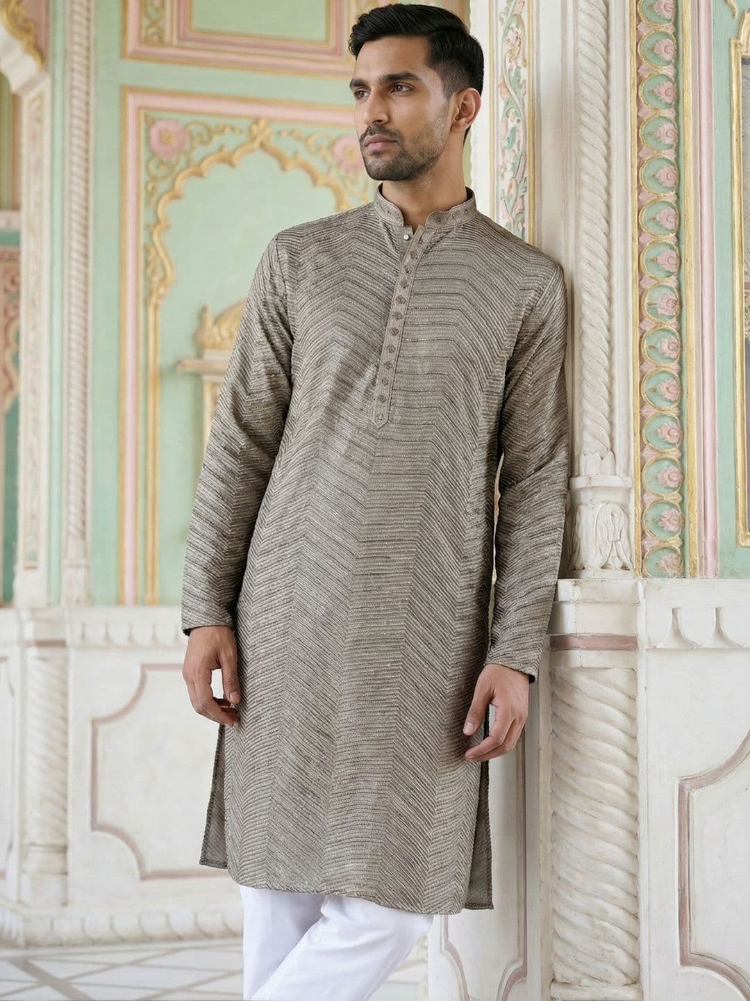 House of Pataudi Geometric Embroidered Mandarin Collar Knee Length Straight Kurta - view 1