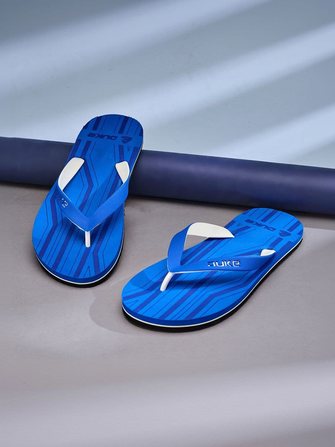 Duke Men Striped Thong Flip-Flops - view 1