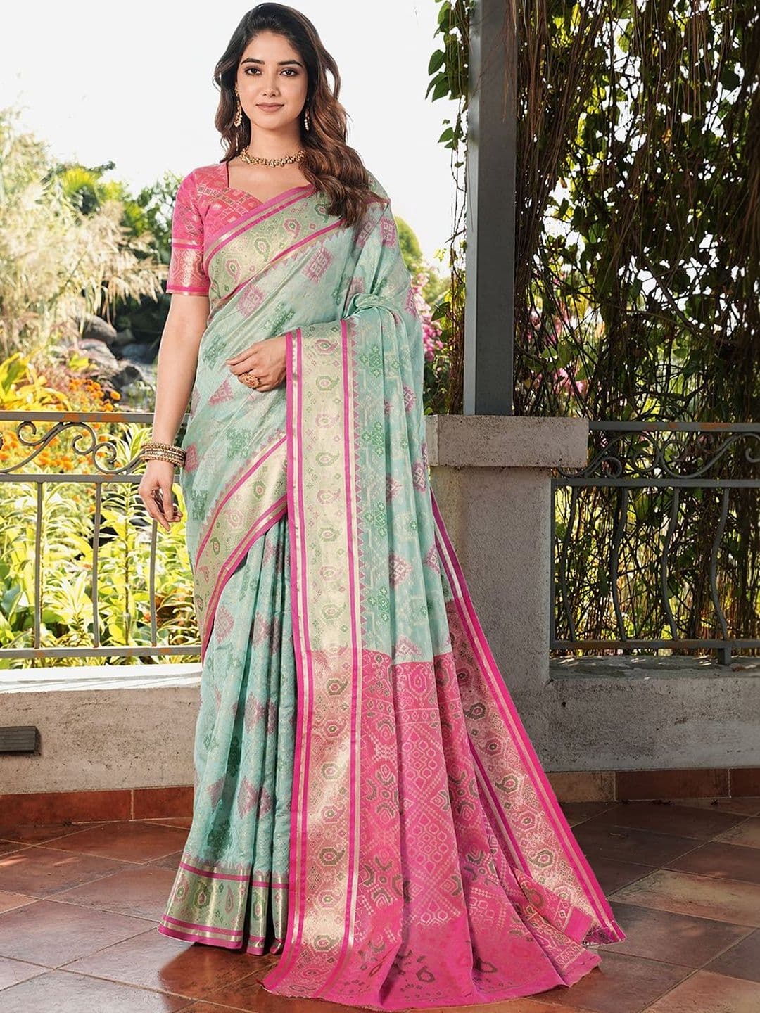 HERE&NOW Ethnic Motifs Woven Design Organza Patola Saree - view 1