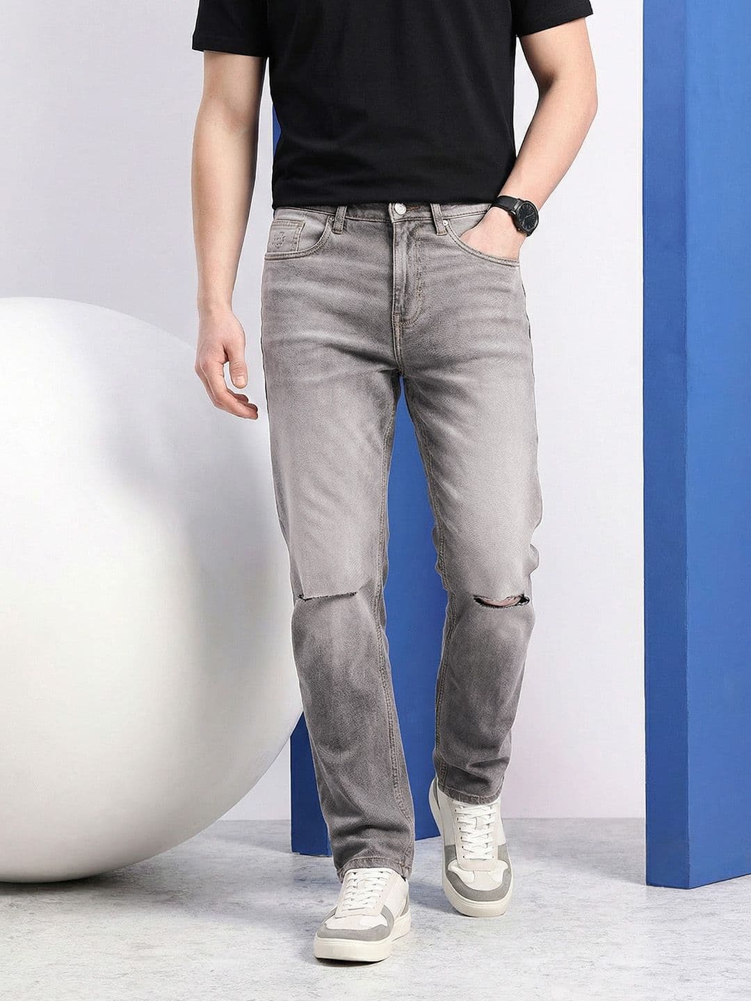 Aeropostale Men Relaxed Fit Slash Knee Heavy Fade Stretchable Jeans - view 1