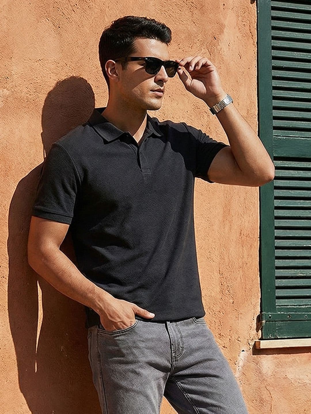 The Roadster Lifestyle Co. Men Stretchable Regular Fit Jeans - view 1