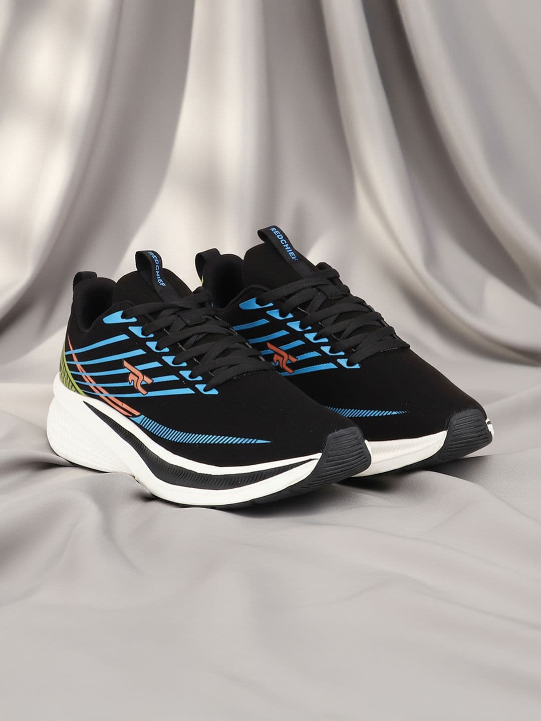 Red Chief Men Mesh Running Shoes - view 1